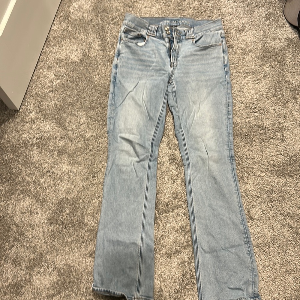 American Eagle 90’s low rise skinny kick jeans